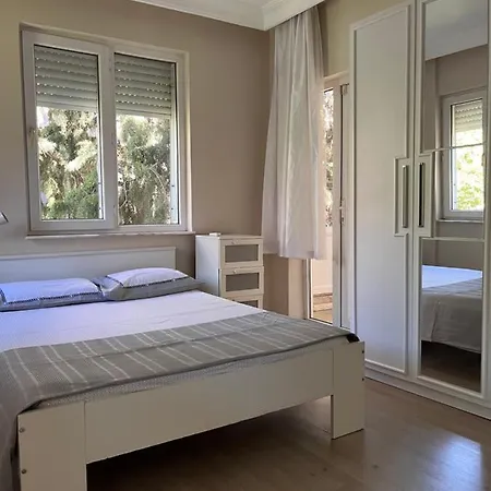 In The Peaceful Duplex-lara2 Szálloda Antalya